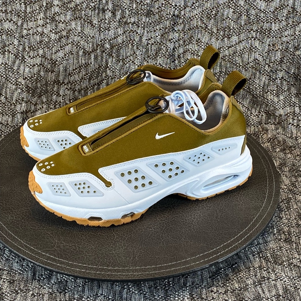 Nike Air Max SNDR Sneaker Women's 6.5 Olive Flak
